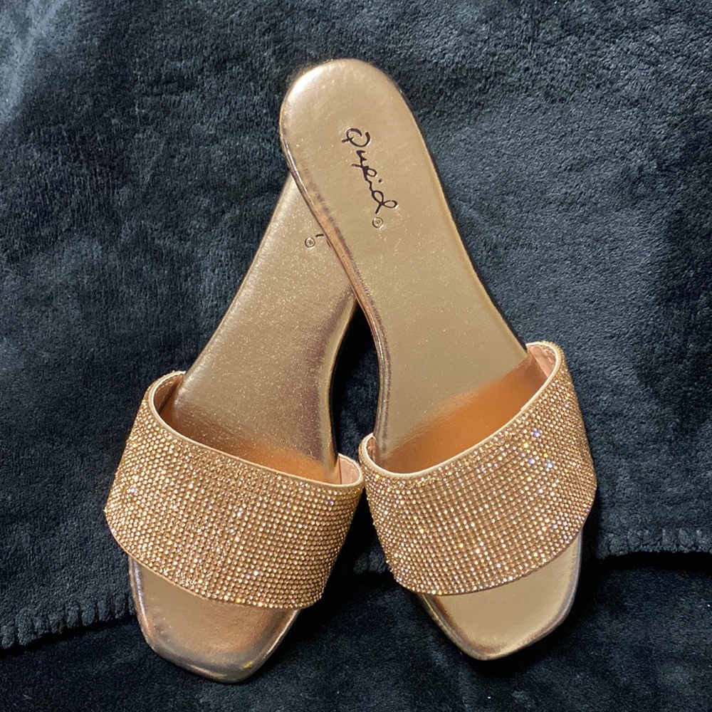 Rose gold Rhinestone slides - Picture 3 of 3